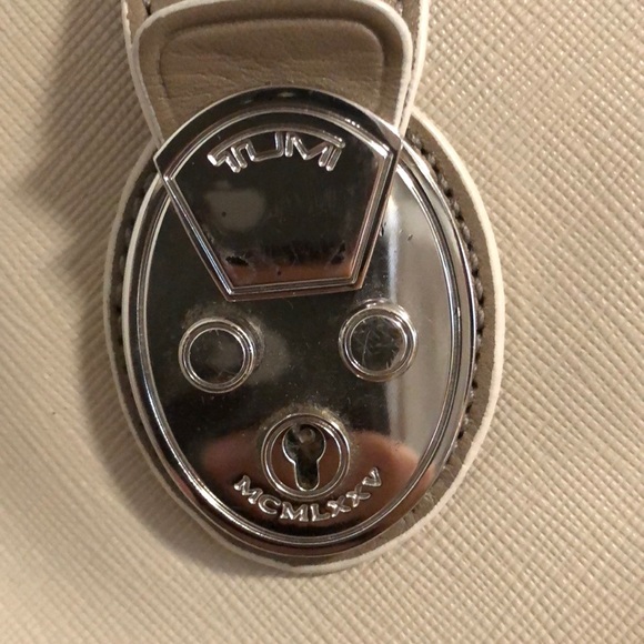 Tumi purse. 18in Wide x 10in tall - Picture 2 of 8